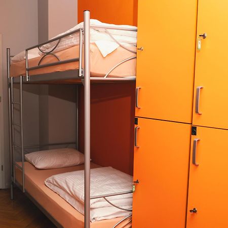 Lazemaze Hostel คราคูฟ ภายนอก รูปภาพ